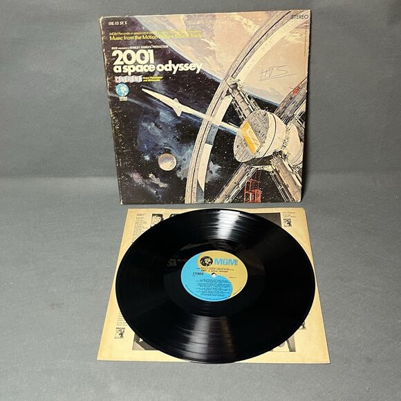2001 A Space Odyssey Original 1968 Vinyl Record LP & Sealed VHS movie Kurbick - Picture 4 of 12